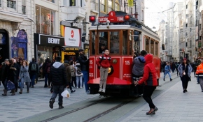 İstiklal Caddesi yeniden İstanbul'un hizmetinde