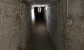 Afrin'de teröristlerin gizlendiği labirent tüneller bulundu