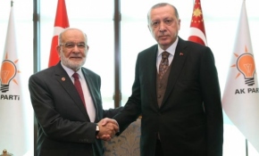 Cumhurbaşkanı Erdoğan, Saadet Partisi Genel Başkanı Karamollaoğlu ile görüştü