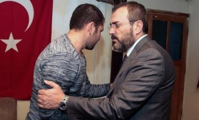 AK Parti Genel Başkanı Yardımcısı Ünal'dan Afrin gazisine ziyaret