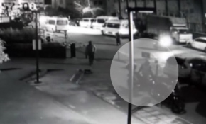 Vatandaşların gözü önünde 20 saniyede motosikleti böyle çaldılar