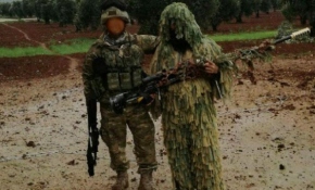 Afrin'de teröristlerden ele geçirilen silahlar ÖSO'da