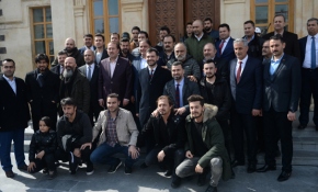 Sanatçı ve sporculardan Mehmetçiğe destek