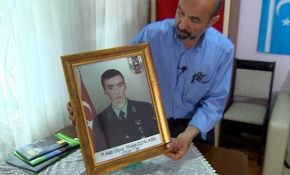 Anne ve babası, Türkiye'yi duygulandıran şehidi TRT Haber'e anlattı