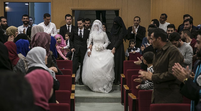 Savaştan kaçıp Türkiye'de yuva kurdular