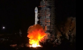 Çin tek roketle uzaya iki navigasyon uydusu gönderdi