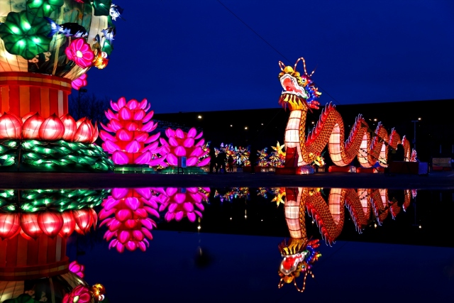 ABD’de “Çin” temalı ışık şovu renkli görüntüler oluşturdu