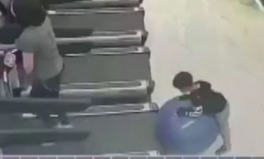 Pekin'de spor salonunda görünmez kaza