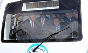 Başkentray açıldı, makinist koltuğuna Cumhurbaşkanı Erdoğan geçti