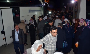 Umre yerine Balıklıgöl'e götürüldüler