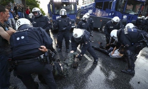 Almanya'da devlet kurumlarında ırkçılık iddiası