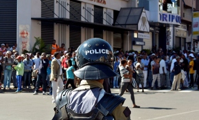 Madagaskar'da seçim yasası protestolarında 4 kişi hayatını kaybetti