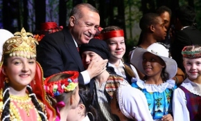 Cumhurbaşkanlığı Külliyesi'nde 23 Nisan coşkusu