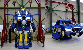 Çocukluk hayali "arabaya dönüşen robot" gerçek oldu