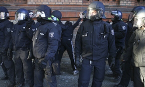 Almanya’da 1 Mayıs kutlamalarında ortalık karıştı