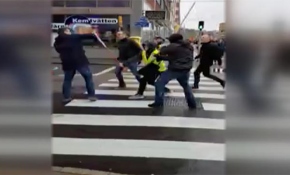 YPG/PKK yandaşları İsveç'te terör estirdi