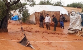 Azez’deki savaş mağdurlarını bu kez sel vurdu