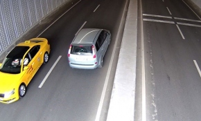 Ters şeritte giden sürücü pes dedirtti