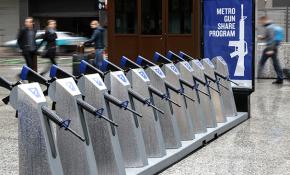 ABD'de 'Silah Paylaşım Programı' standı açıldı