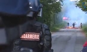 Fransız polisinden eylemcilere ikinci tahliye girişimi