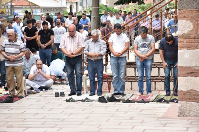 Manisa Tarihi Hatuniye Camii