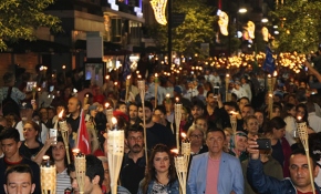 Samsun'da "Fener Alayı ve Gençlik Festivali Yürüyüşü" düzenlendi