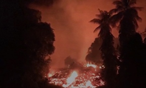 Hawaii'de volkanik patlamalar metrelerce yüksekliğe ulaştı
