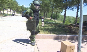 Jandarma’nın bomba imha uzmanları böyle eğitiliyor