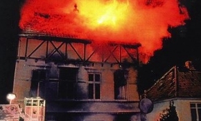 Irkçı Solingen katliamının üzerinden 25 yıl geçti