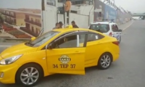 UBER sürücüsünü tehdit eden 2 taksici gözaltına alındı