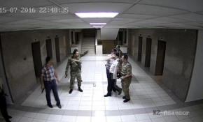 Jandarma Genel Komutanlığı'nın darbecilerden temizlenmesi kameralarda