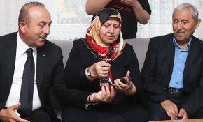 Cumhurbaşkanı Erdoğan, Solingen faciasının yıl dönümünde Genç ailesi ile görüştü