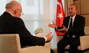 Bakan Çavuşoğlu'ndan DW sunucusuna sert tepki