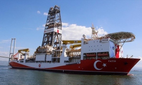 Türkiye'nin ilk sondaj gemisine 'Fatih' ismi verildi