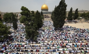 Mescid-i Aksa'da ramazan ayının üçüncü cuması