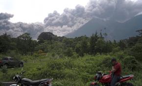 Guatemala'da yanardağ patladı: 25 ölü