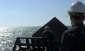 İsrail ablukasındaki Gazze için dalgalardan elektrik ürettiler