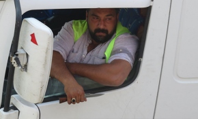 TIR sürücüsünün bıçaklı direnişi 3 saat sürdü