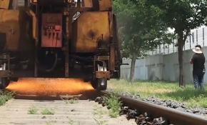 Ray temizleme sırasında sıçrayan kıvılcımlar ilgi çekti