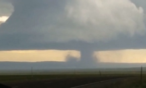 ABD'de meydana gelen dev hortum mantara benzetildi