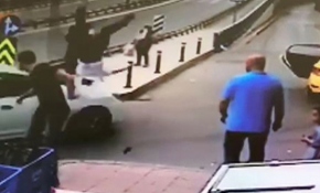 Trafikte tartıştığı kişiye aracıyla çarpıp metrelerce havaya savurdu