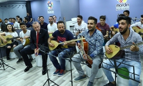 Cumhurbaşkanı Erdoğan Mardin'de gençleri ziyaret etti