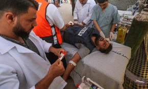 İsrail askerleri Anadolu Ajansı foto muhabirini vurdu