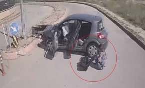 Kahraman şoför yaralı bebek ve annesini hastaneye yetiştirdi