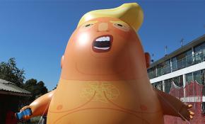 ABD Başkanı Trump'ı balon bebekli protesto bekliyor