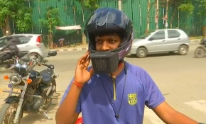 Hindistan'da motosiklet sürücüleri için giyilebilir klima üretildi