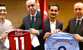 Almanya'da Dünya Kupası'nın faturası Özil ve Gündoğan'a