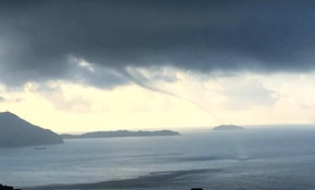 Güney Çin kıyılarında dev deniz hortumu görüntülendi