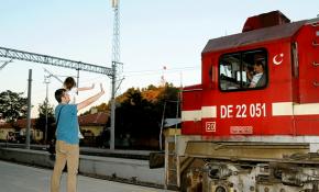 4 yaşındaki Teoman'ın tren sevgisi