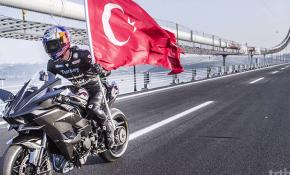 Kenan Sofuoğlu 'genç sporcuların vekil ağabeyi' olacak